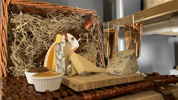 The Cheesemonger's Picnic Basket - Image 4
